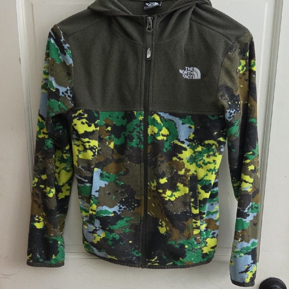 The North Face Other - The North Face Multicolor Camouflage Fleece Jacket